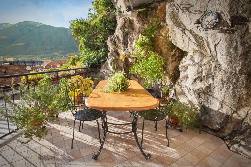 Casa Al Duomo-Nel cuore storico di Merano Esterno foto